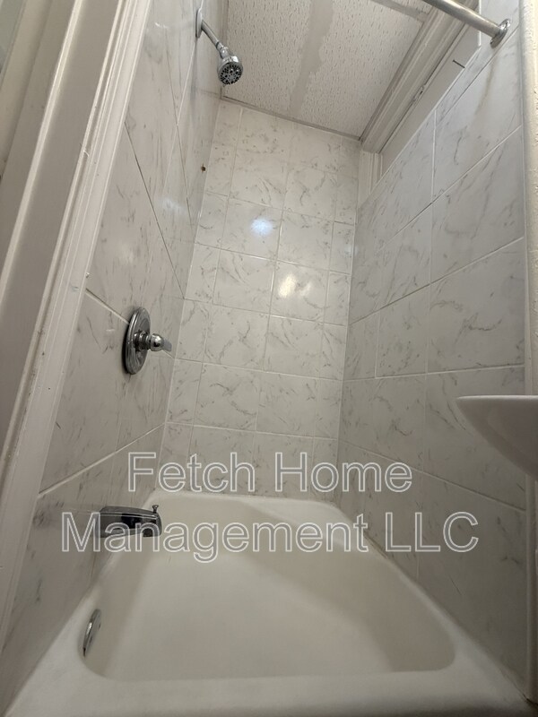 Foto del edificio - 610 S Pershing Ave
