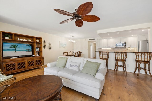 Building Photo - 3000 Gulf Shore Blvd N