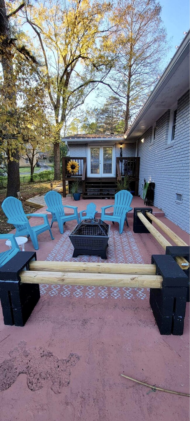 Building Photo - 3124 Trafalgar Dr