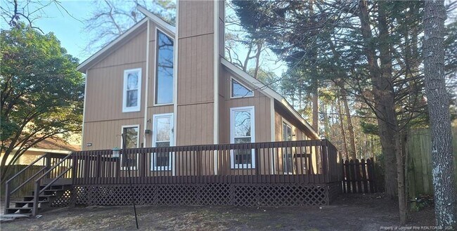 Foto del edificio - 5729 Waterwood Dr