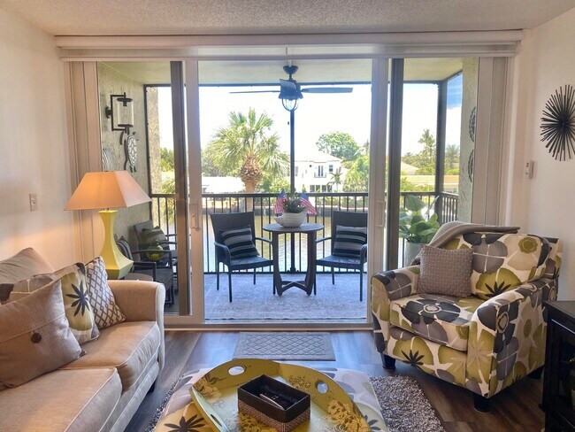 Foto del edificio - 18 Royal Palm Way