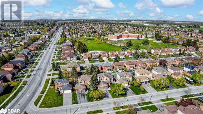 Building Photo - 6 McDougall Dr