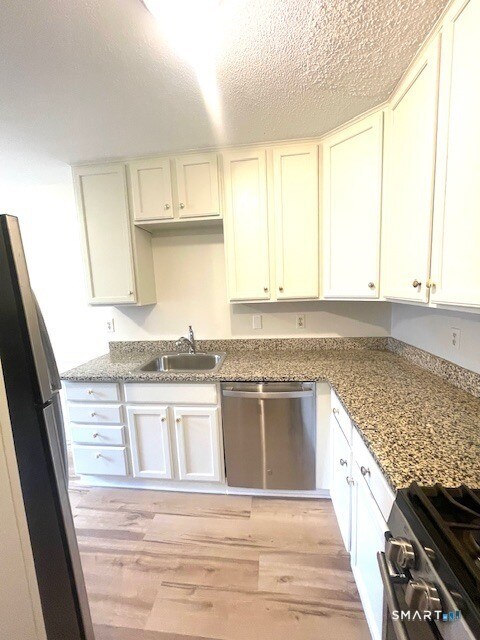 Foto del edificio - 372 Knapps Hwy