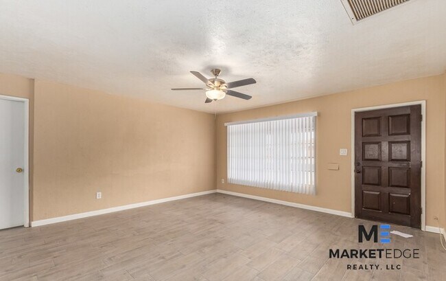 Foto del edificio - 3Bed/2Bath Home with POOL in Phoenix! $120...