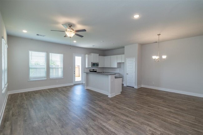 Building Photo - 4417 Ibiza Ln