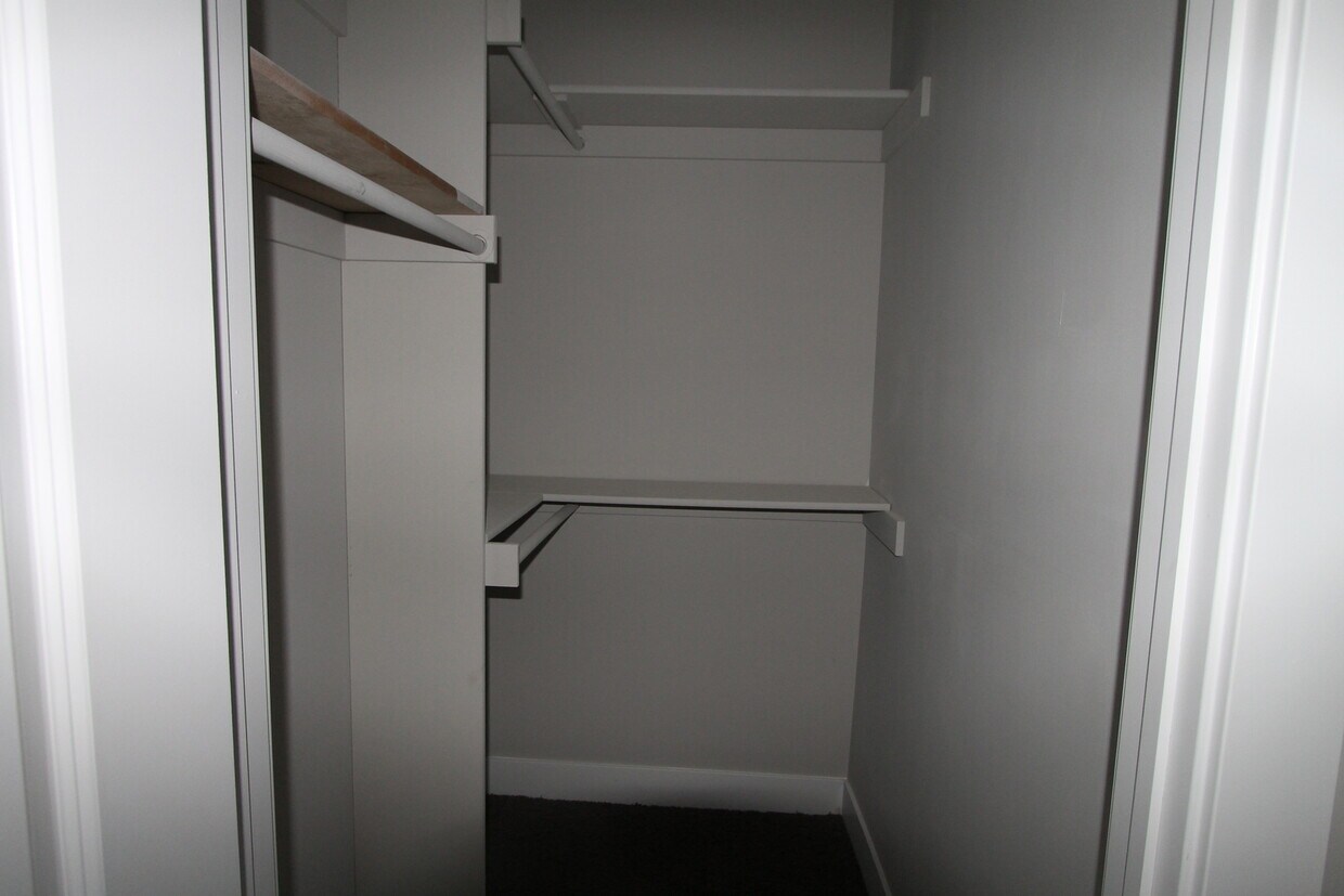 Classic. Better than new! Super spacious ... - Classic.  Better than new! Super spacious ...