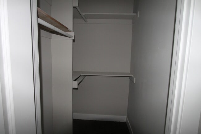 Classic. Better than new! Super spacious ... - Classic.  Better than new! Super spacious ... House