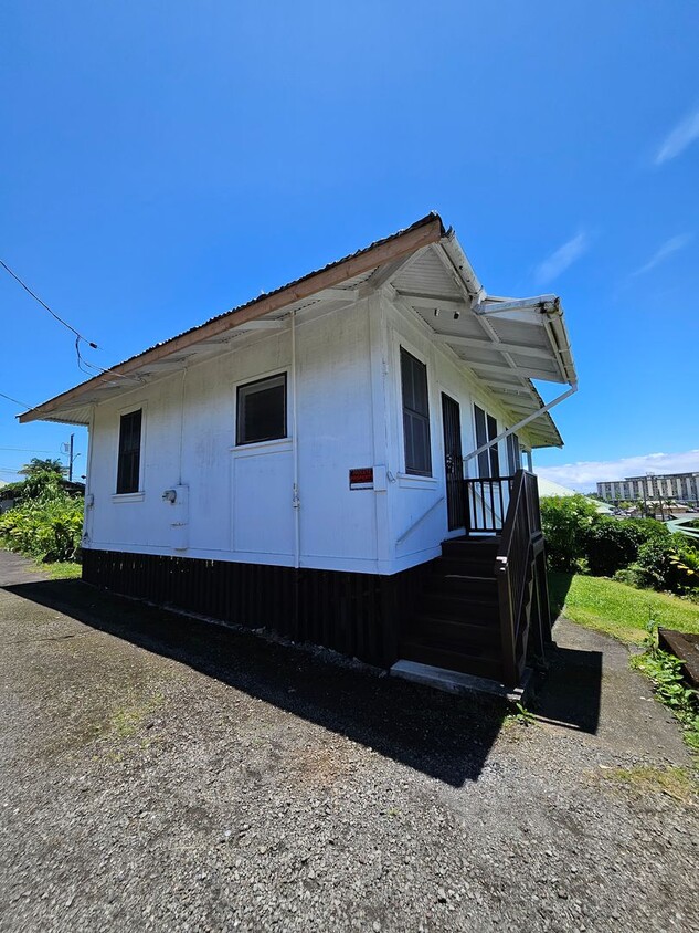 Foto principal - Charming 3 bedroom home in Central Hilo