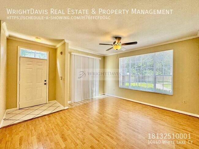 Foto del edificio - 10440 White Lake Ct