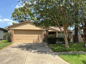 Building Photo - 2715 Kingfisher Dr