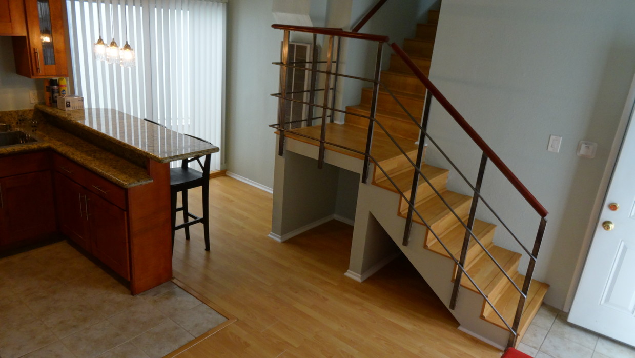 Living room - 1710 Abbot Kinney Blvd