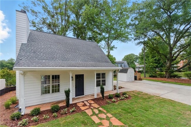 Foto del edificio - 180 Summit Ave SE