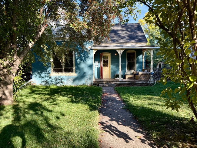 Building Photo - 504 N Church Ave