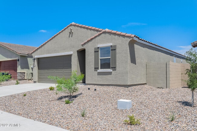 Foto del edificio - 4426 Greenleaf Dr