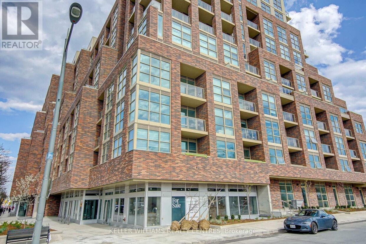 Photo principale - 1787-1787 St Clair Ave W