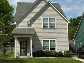 Building Photo - 5018 Wilburn Ave