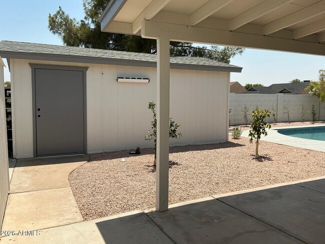 Foto del edificio - 8837 W Highland Ave