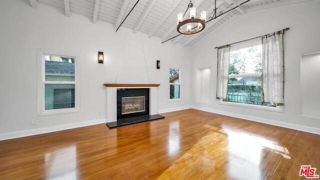Building Photo - 1316 Thayer Ave