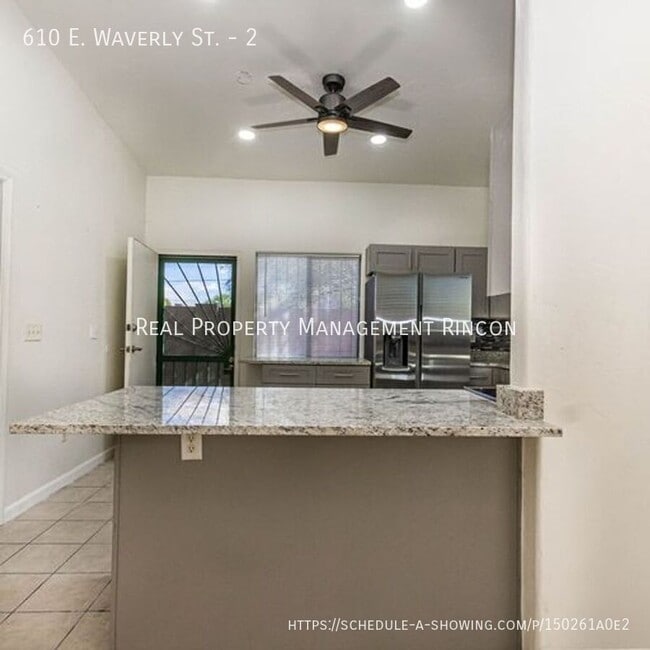 Foto del edificio - 610 E Waverly St