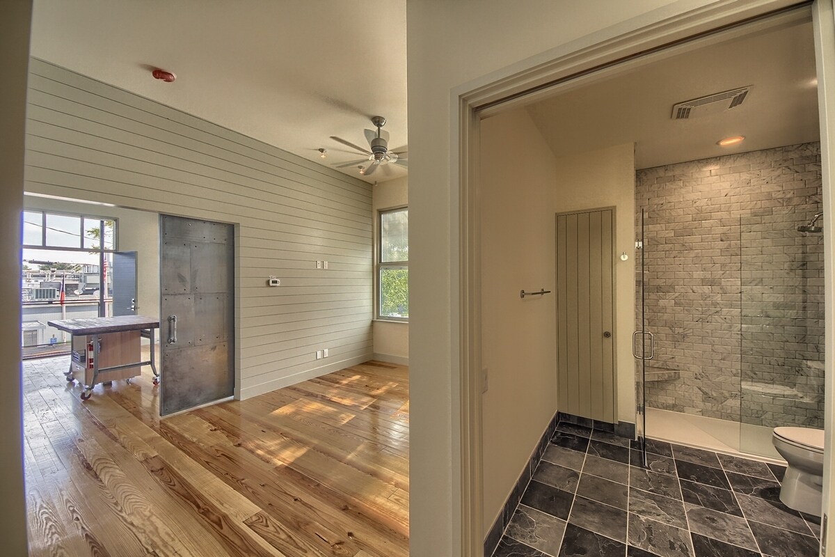 302 E Josephine St Unit 5101, San Antonio, TX 78215 Condo for Rent in