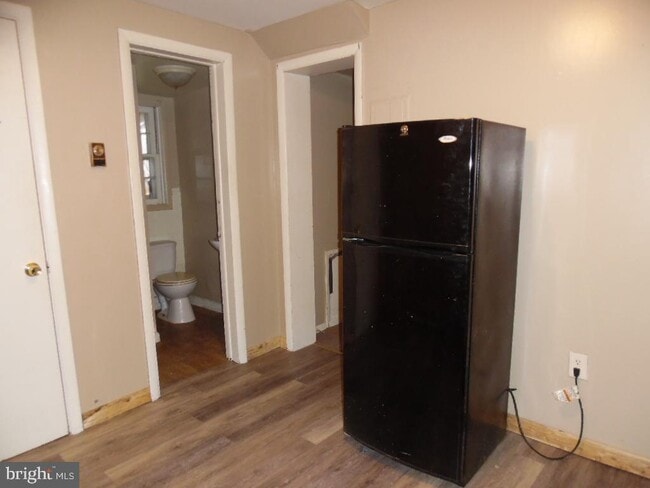 Building Photo - 203 Cloud St