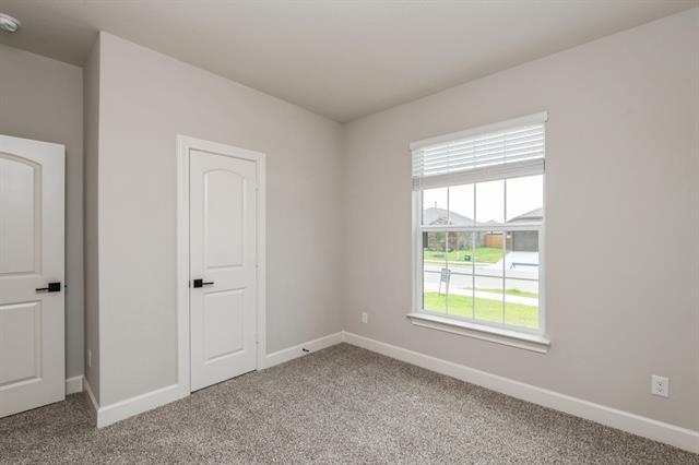 Building Photo - 636 Harbor Oaks Dr