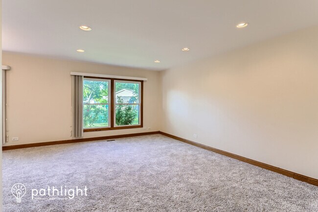 Foto del edificio - 809 Boxwood Lane