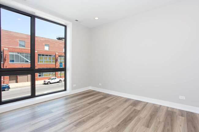 Foto del edificio - 1606 S Ashland Ave