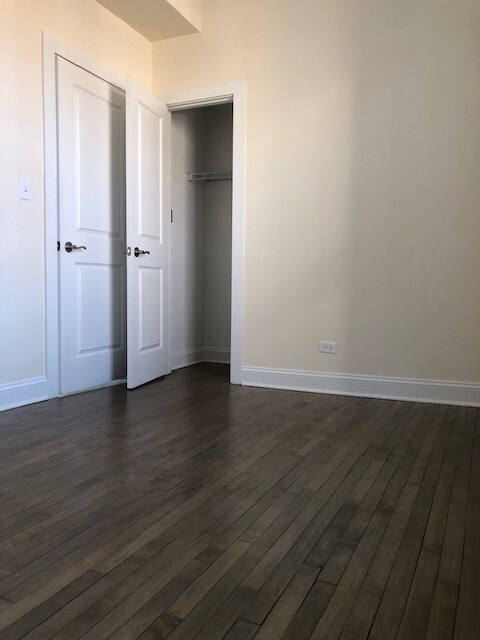 Bedroom - 2814 N Troy St