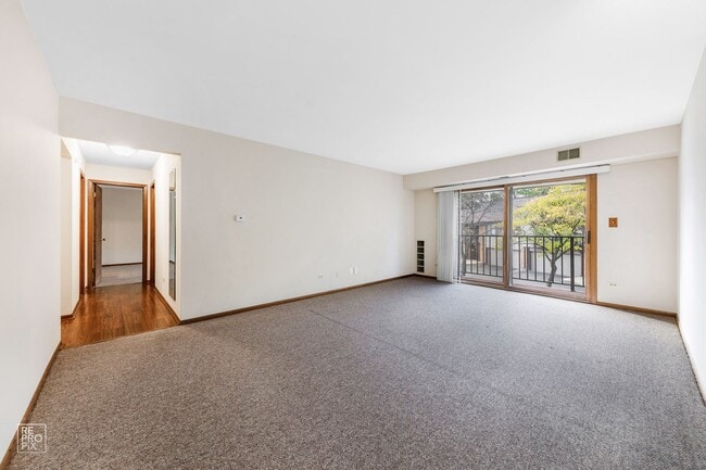 Building Photo - Two Bedroom Condo Elk Grove