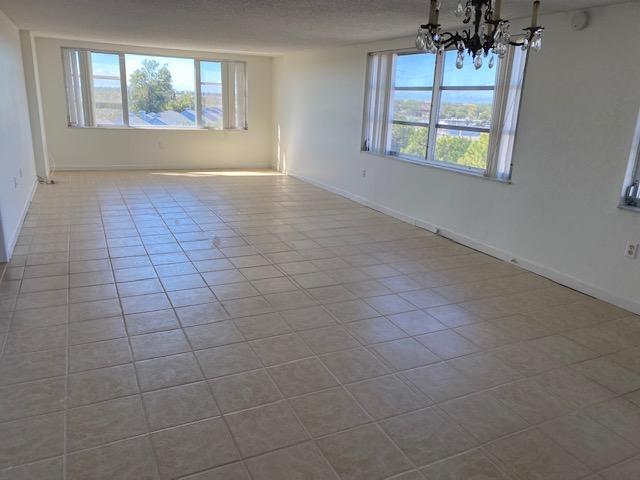 Primary Photo - 8950 Park Blvd #610