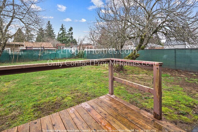 Foto del edificio - Beautiful Two Bedroom in the Heart of Darl...