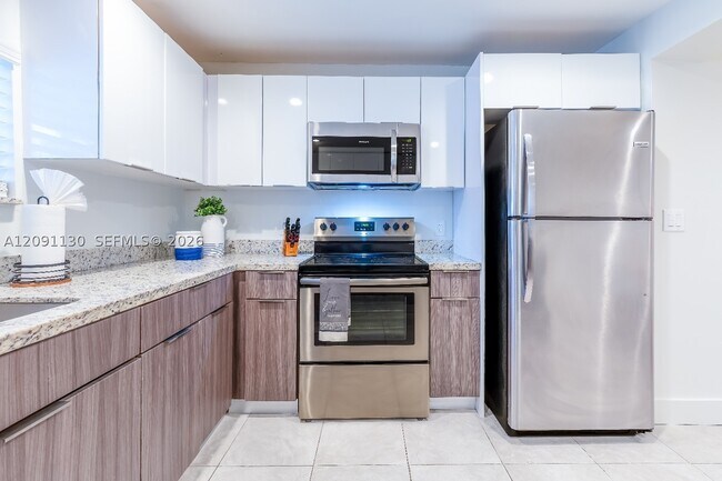 Foto del edificio - 1836 NW 16th St