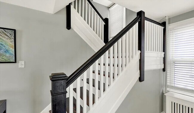 Foto del edificio - 813 N Franklin St