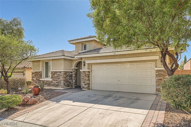 Building Photo - 10419 Grotto Mountain Ave