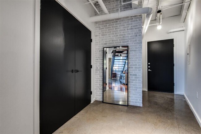 Foto del edificio - 3110 Thomas Ave