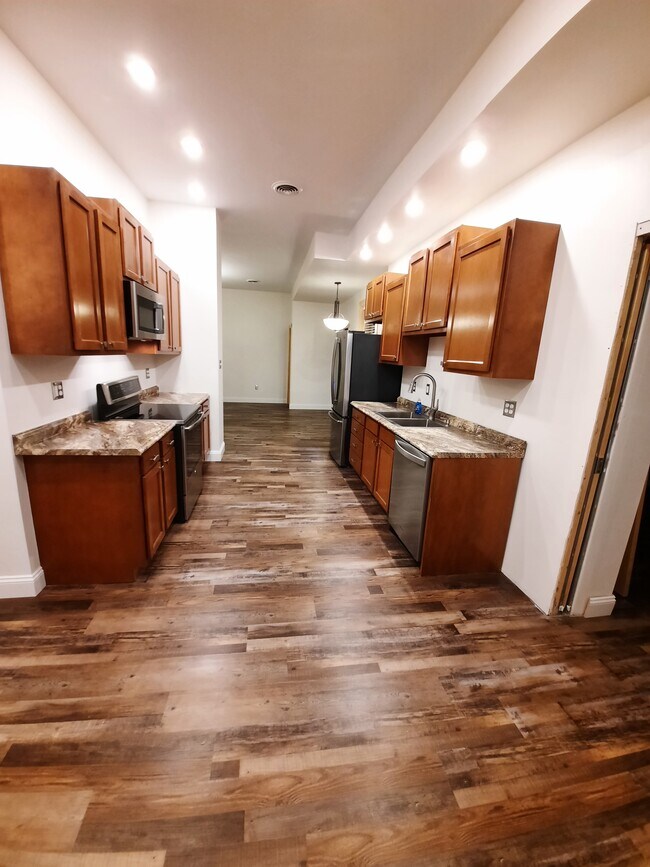 247 Main St, Clarion, PA 16214 Apartments at 247 Main St Clarion, PA