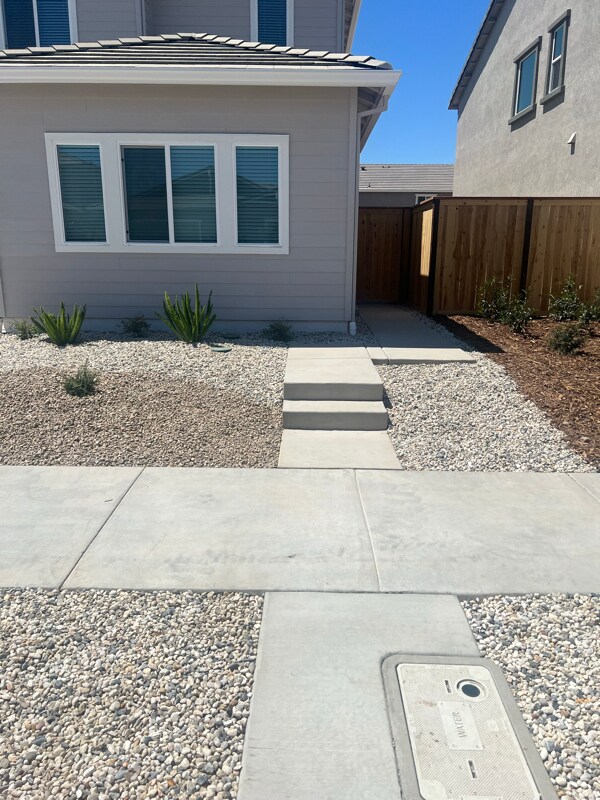 Foto principal - 7105 Vail Rnch Rd