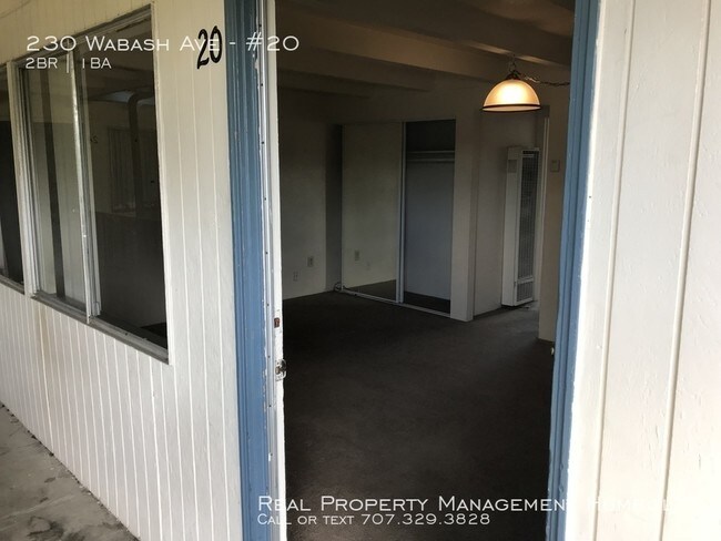 Building Photo - 230 W Wabash Ave