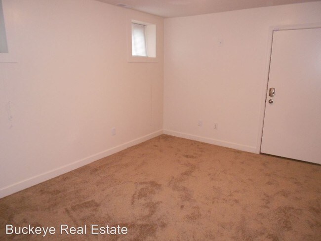 Foto del edificio - 4 br, 4.5 bath Apartment - 50 E. Lane Ave.