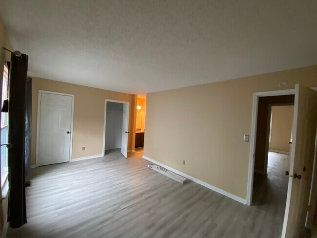 2.º piso - 524 Pine Tops Ct