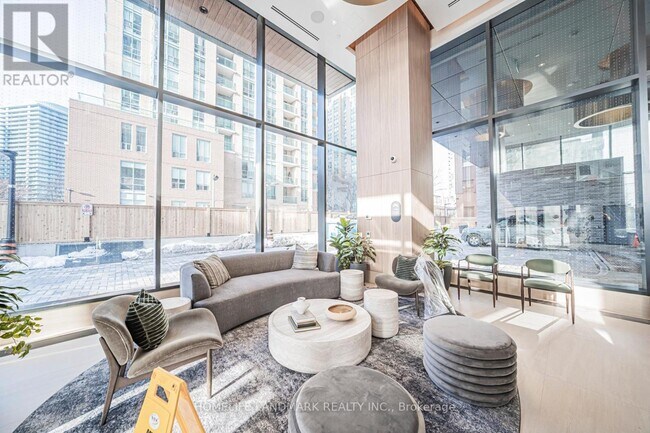 Building Photo - 36 Olive Ave