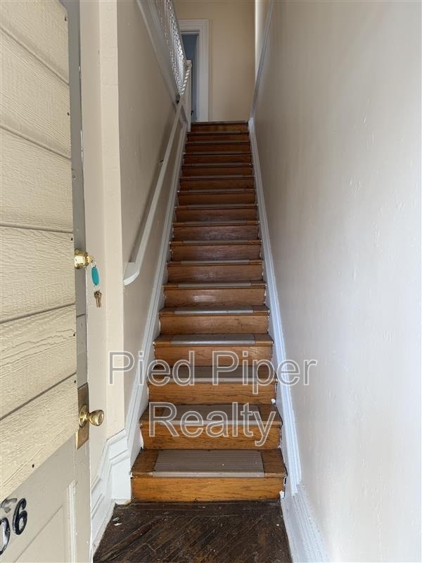 Foto del edificio - 406 E Prospect Terrace