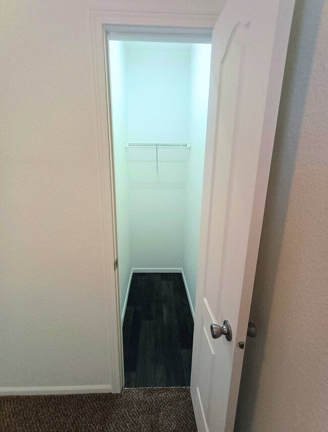 Building Photo - 11 Bon Rea Cir