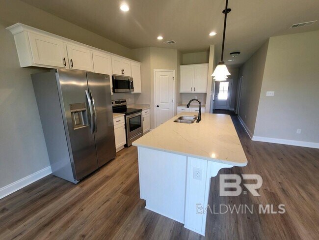 Foto del edificio - 1056 Stella Rd