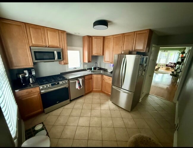 Foto del edificio - 5112 W Grace St