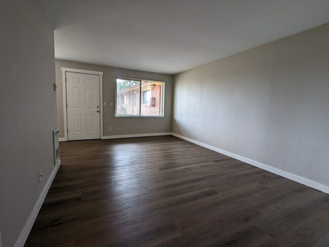 Building Photo - 19207 60th Ave W