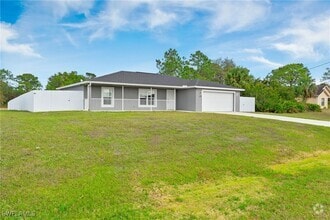 Building Photo - 7023 Tide Cir