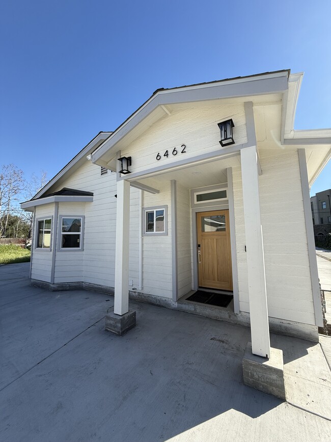 MAIN ENTRANCE - 6460 Mary Ellen Ave