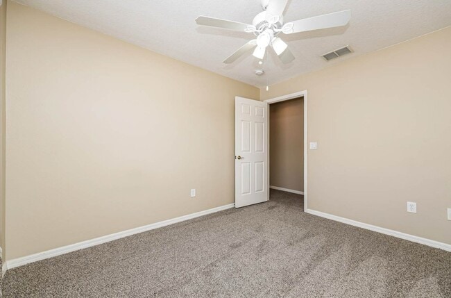 Building Photo - 11404 Sweet Fern Dr